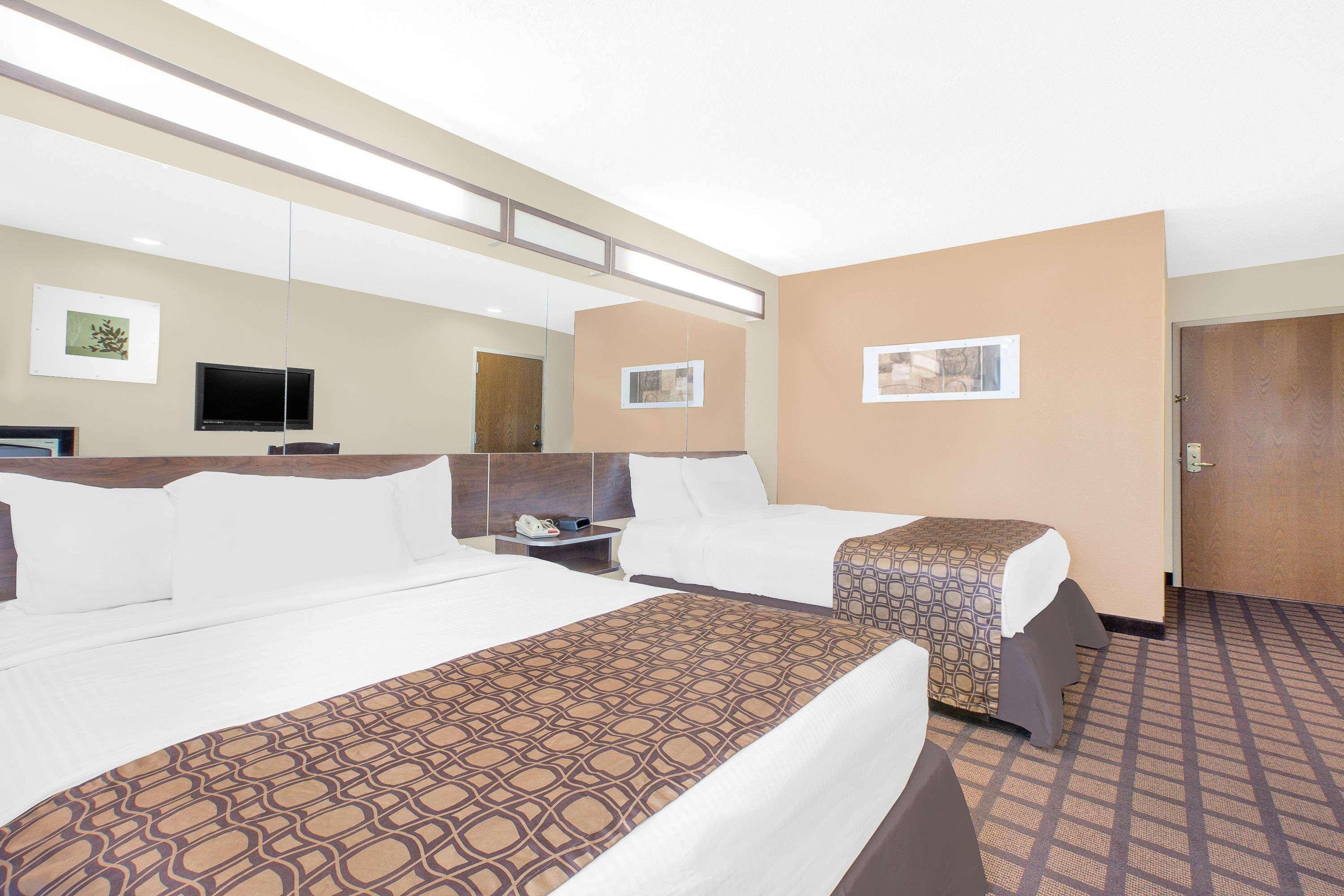 Microtel Inn & Suites By Wyndham Франклин Экстерьер фото