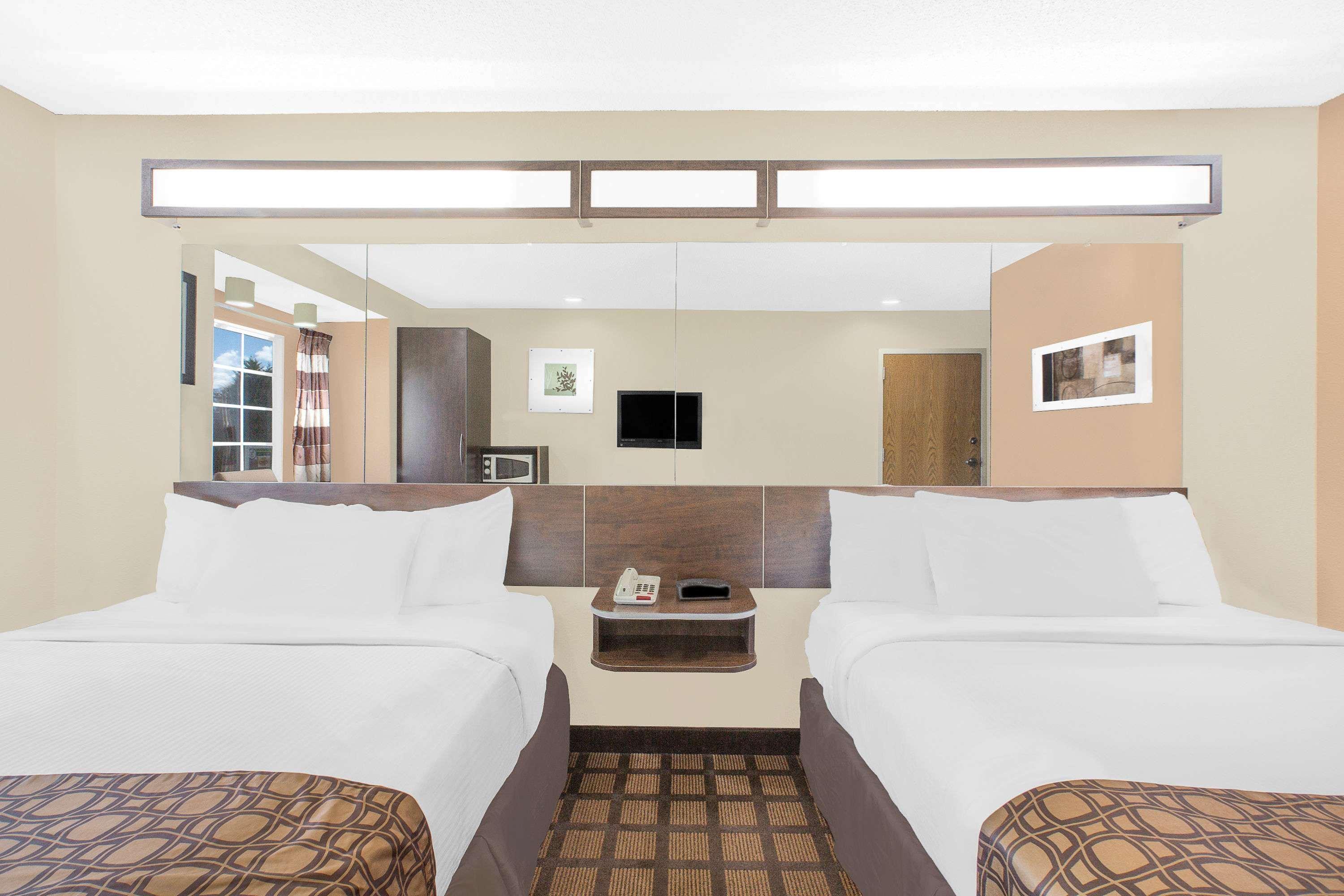 Microtel Inn & Suites By Wyndham Франклин Экстерьер фото